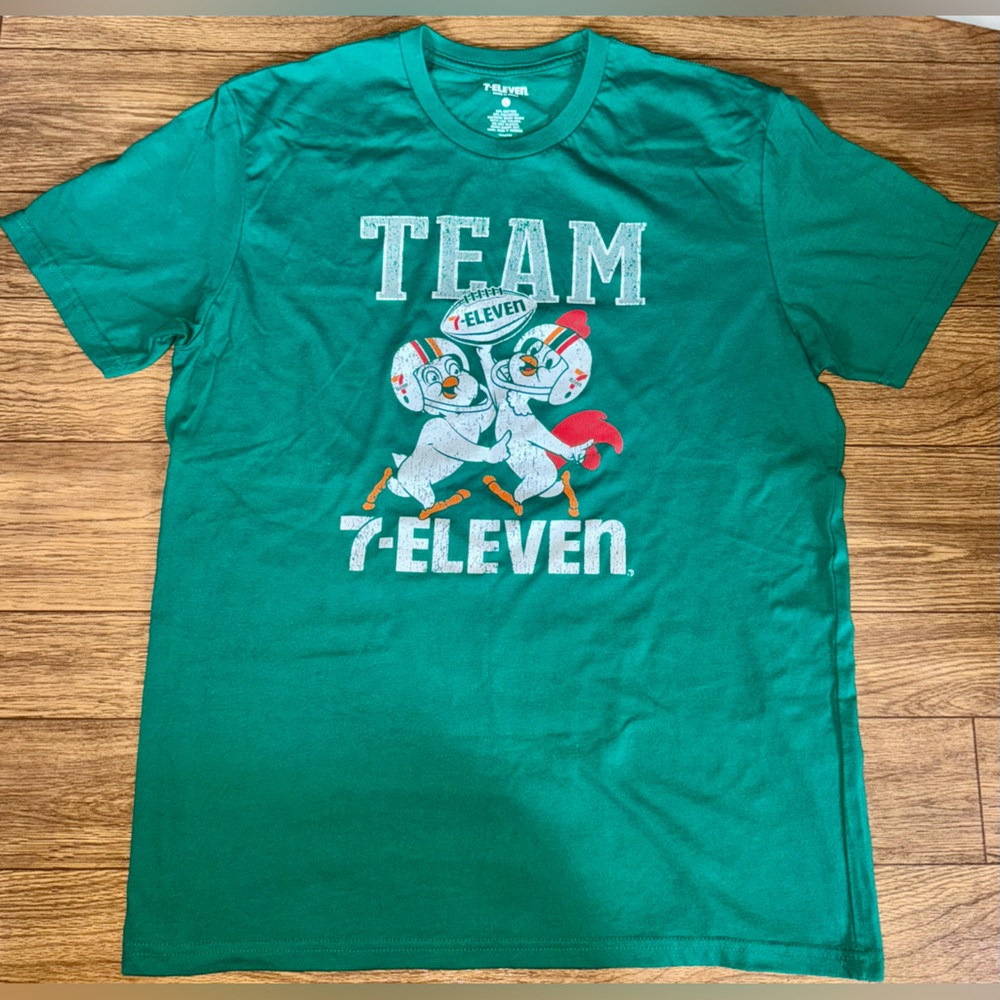Team 7-Eleven Classic Tee New Adult Unisex Short Sleeve Large Football Rare HTF